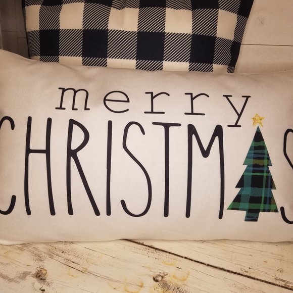 NEW - Christmas Buffalo Plaid Pillow Covers - 18x18 - Picture 2 of 5